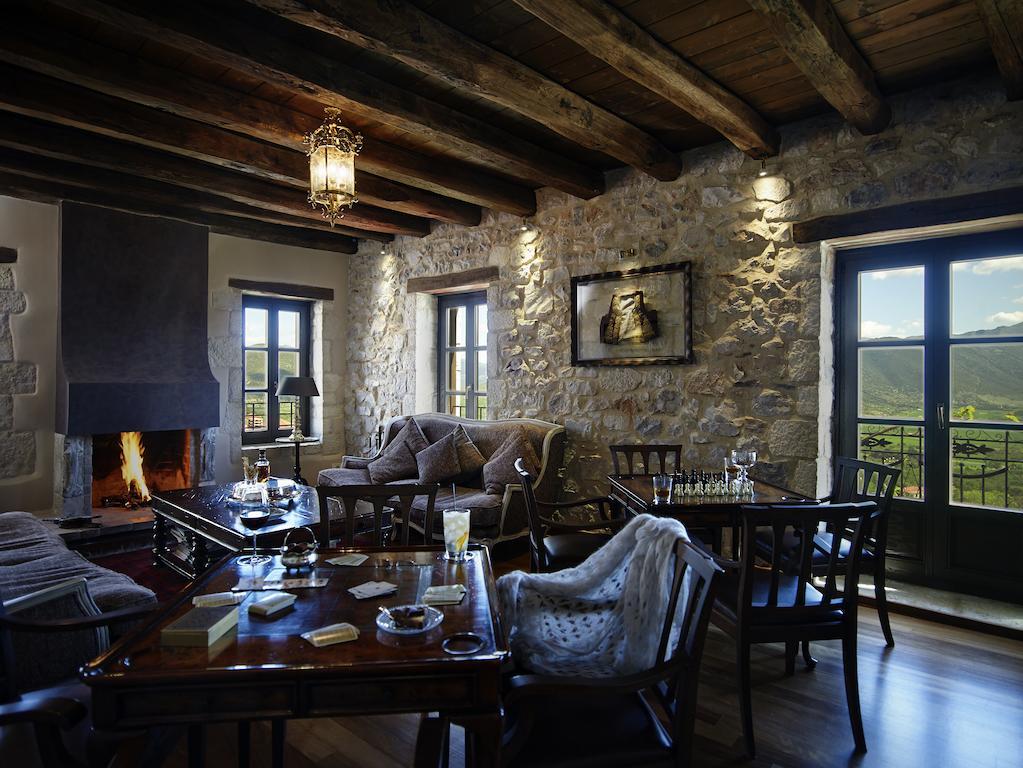 Villa Vager Levídhion Exteriör bild